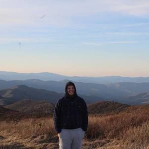 Meet your Posher, Adam